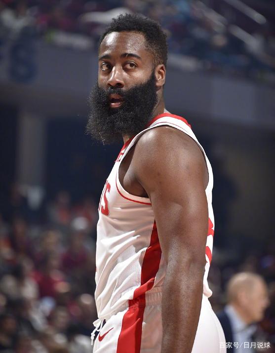 镜报：多特想明年夏天签桑乔，但后者必须接受大幅降薪（镜报：多特计划明夏签回桑乔，前提是他愿意大幅降薪）