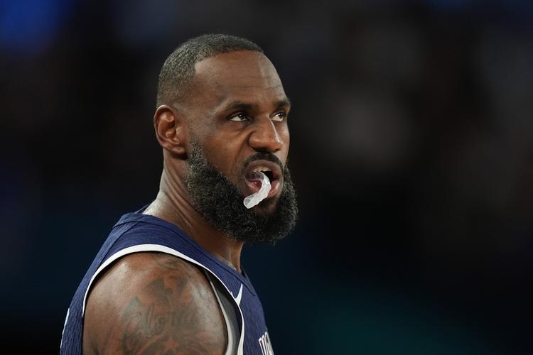 埃泽：即便之前就听说过廷贝尔的实力，他还是超出我的预期（埃泽：听闻廷贝尔很强，实际表现仍超我预期）