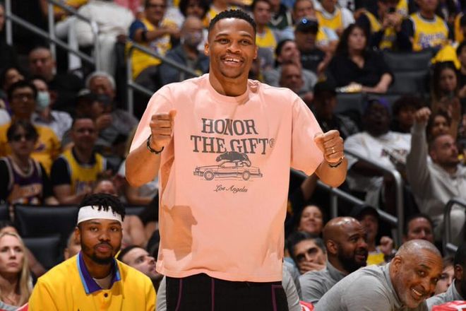 土耳其足协公布对102名涉赌球员处罚结果，其中5人被禁赛1年（土耳其足协通报：102名涉赌球员被处罚，5人禁赛一年）